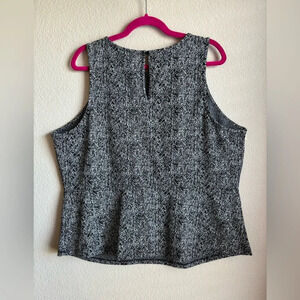 14th & Union Herringbone Peplum Style Tank